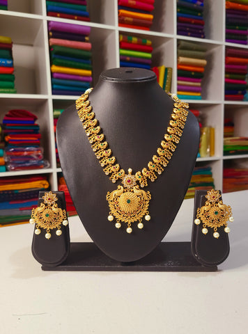 Jewelry - J32