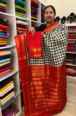 KSC - Black/white with Chilli Red Kattam Korvai